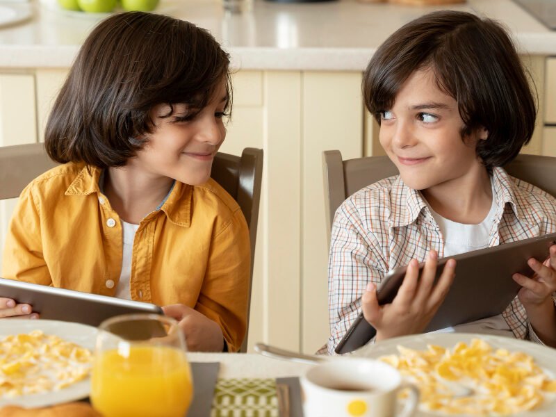 How Screen Time Is Affecting Your Child’s Feeding Skills